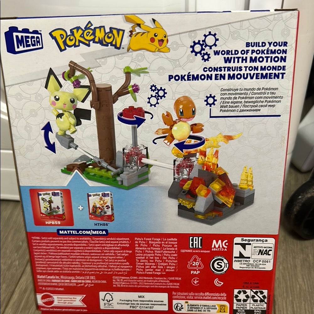 Pokémon Building Set - Pikachu and Charmander sets